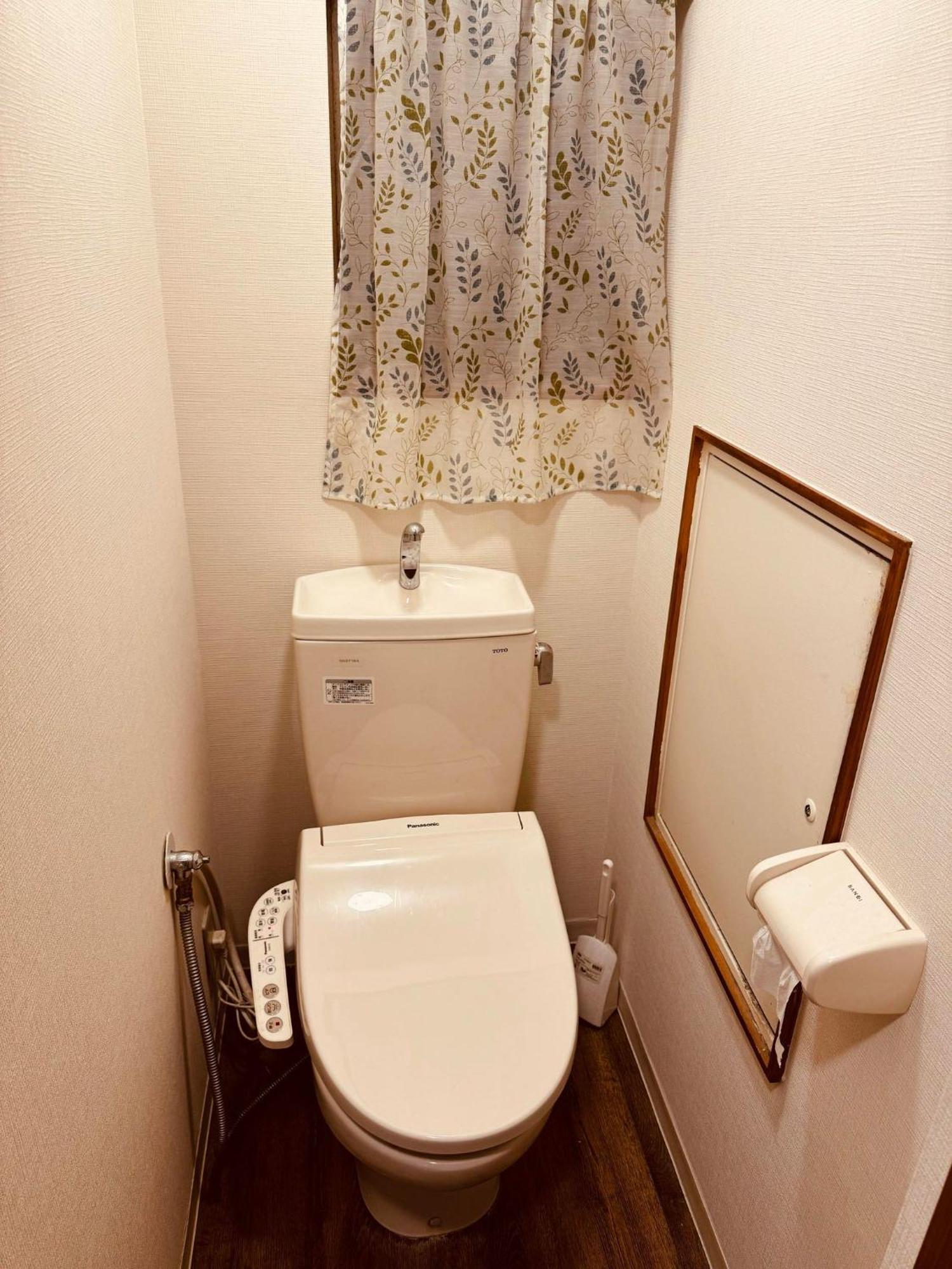 道頓堀house Hotell Osaka Exteriör bild